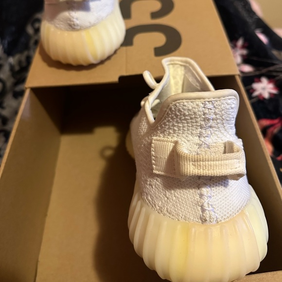 AUTHENTIC. Yeezy boost 350 v2 cream white, size 7.5 - Picture 6 of 16